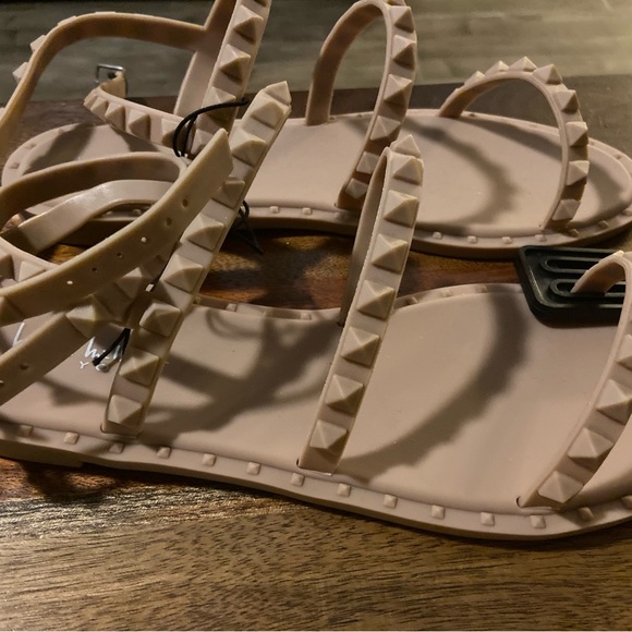 Nicole Miller Lucky Rockstud jelly rubber sandals - Picture 8 of 14